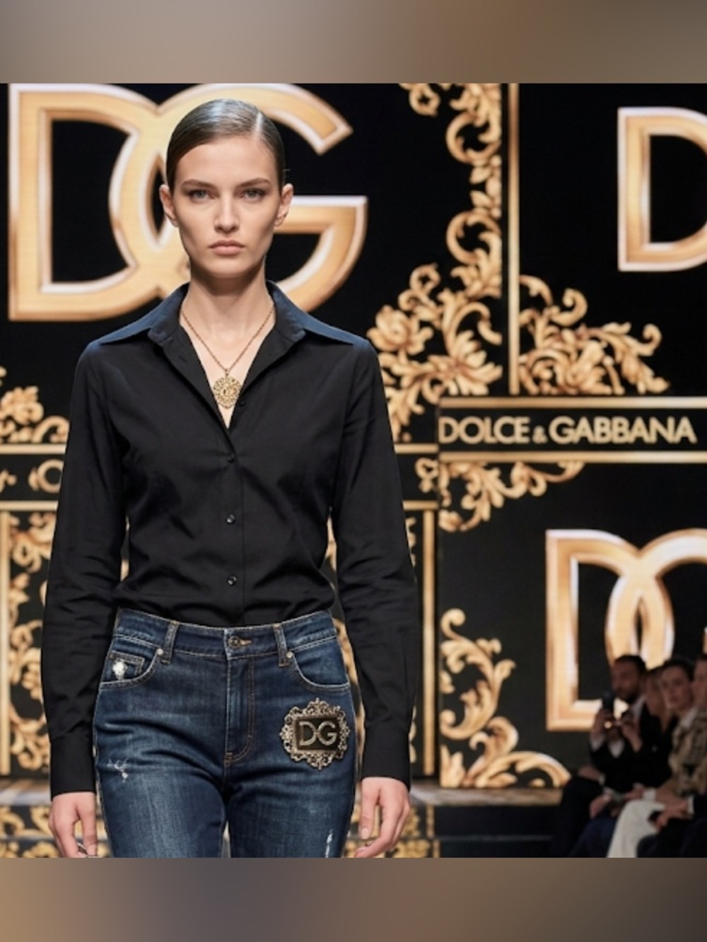 Authentic Dolce & Gabbana vtg button up black shirt sz 6